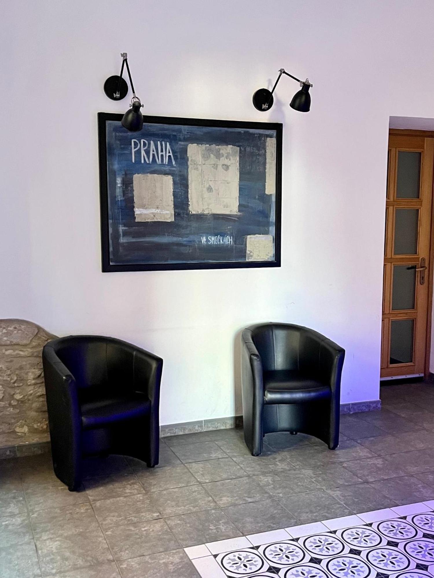 New City Centre Garden Apartment - Central Location Praha Bagian luar foto