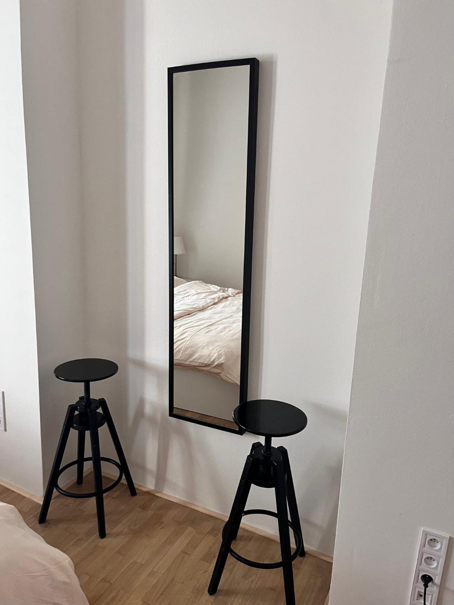 New City Centre Garden Apartment - Central Location Praha Bagian luar foto
