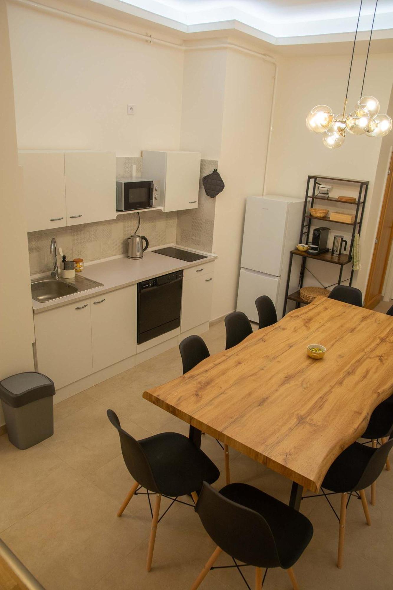 New City Centre Garden Apartment - Central Location Praha Bagian luar foto