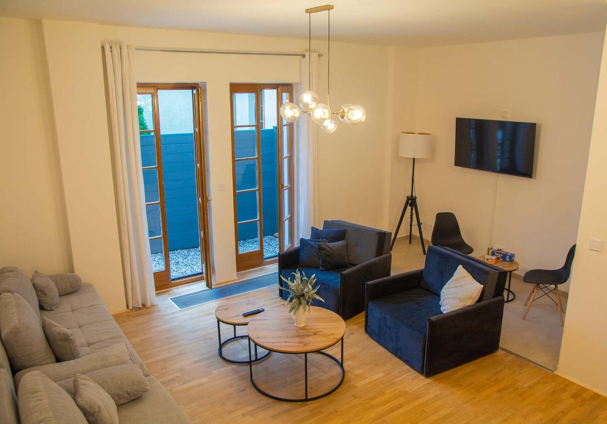 New City Centre Garden Apartment - Central Location Praha Bagian luar foto